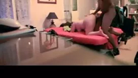 Hai gay dit nhau nhậ ...