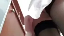 Thủ dâm, tóc vàng, p ...