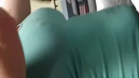 BLACKEDRAW cô gái né ...